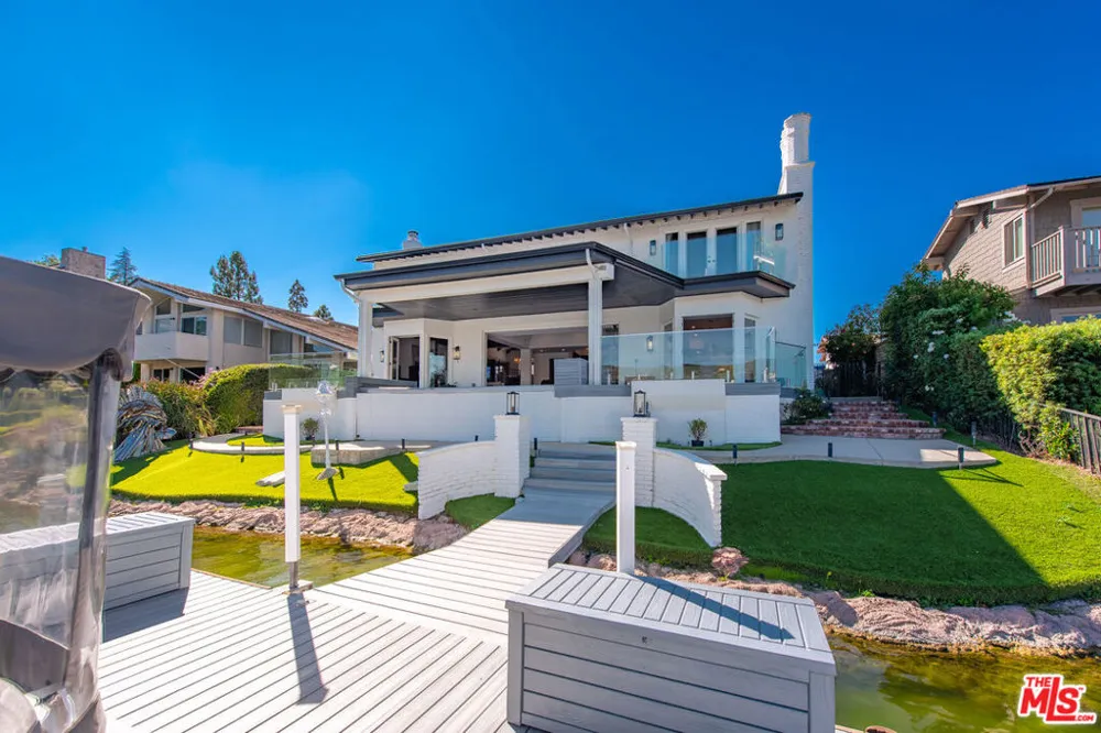 3704 Capstan Circle Westlake Village, CA 91361