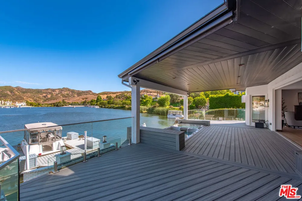 3704 Capstan Circle Westlake Village, CA 91361