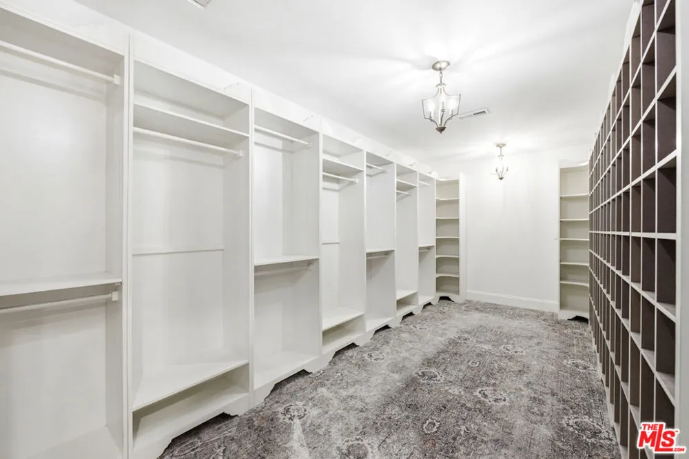 3704 Capstan Circle Westlake Village, CA 91361