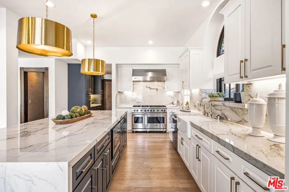 3704 Capstan Circle Westlake Village, CA 91361