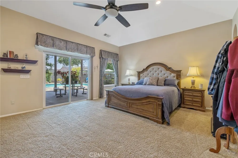 2833 E Laura Court Visalia, CA 93292