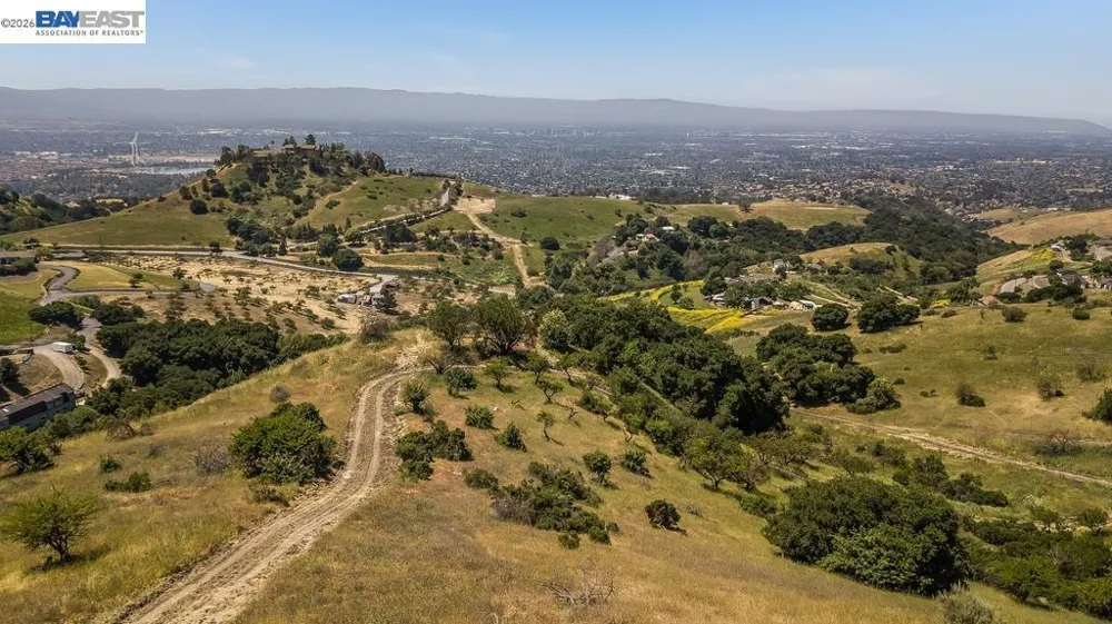 12610 Clayton Rd San Jose, CA 95127