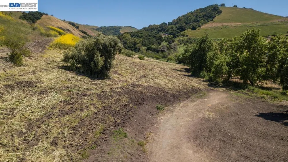 12610 Clayton Rd San Jose, CA 95127