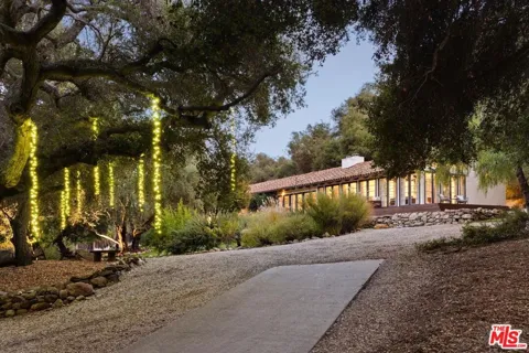 647 Old Topanga Canyon Road