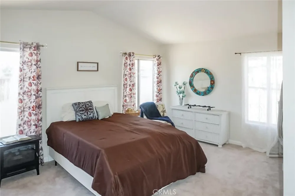 11062 Willow Adelanto, CA 92301