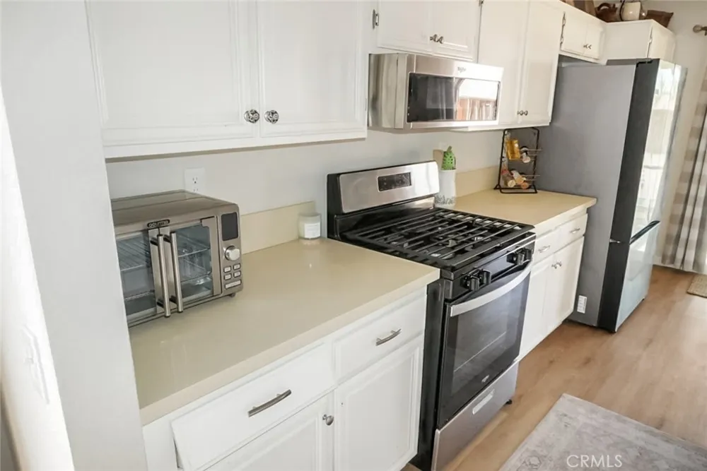 11062 Willow Adelanto, CA 92301