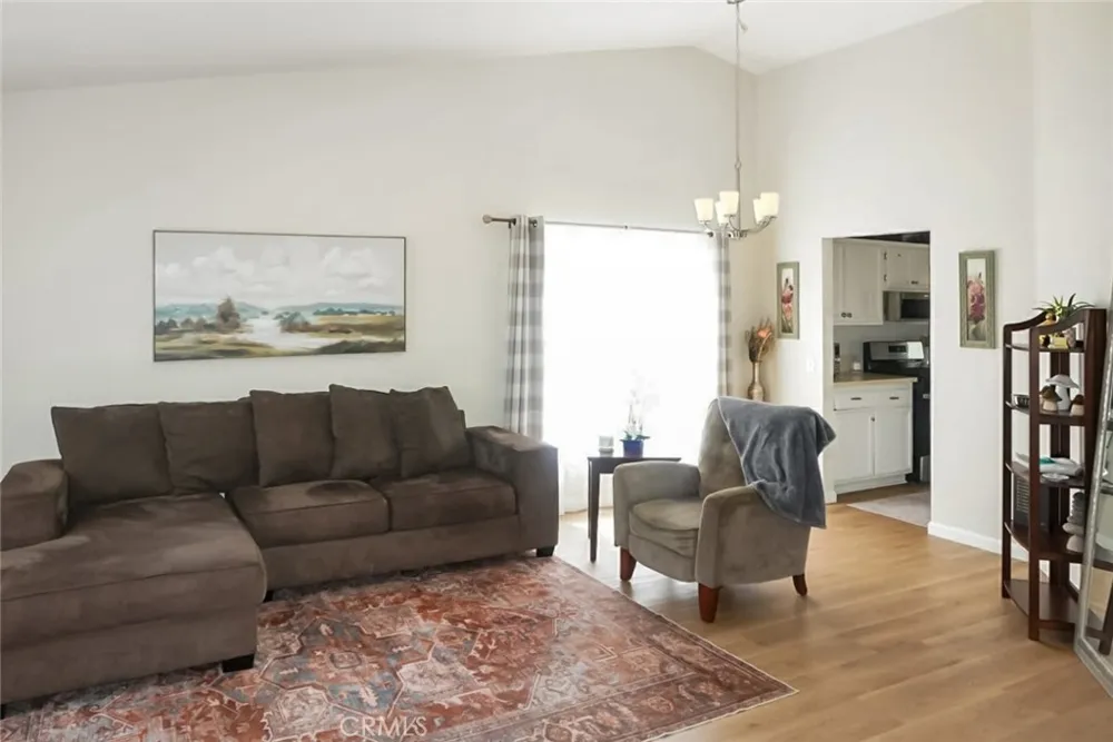 11062 Willow Adelanto, CA 92301