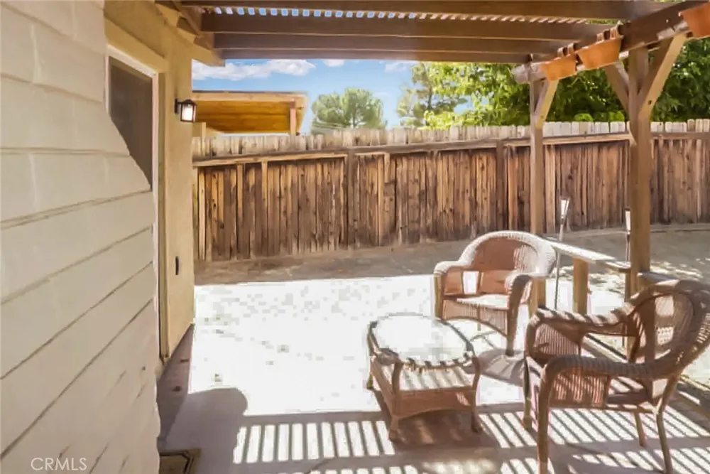 11062 Willow Adelanto, CA 92301
