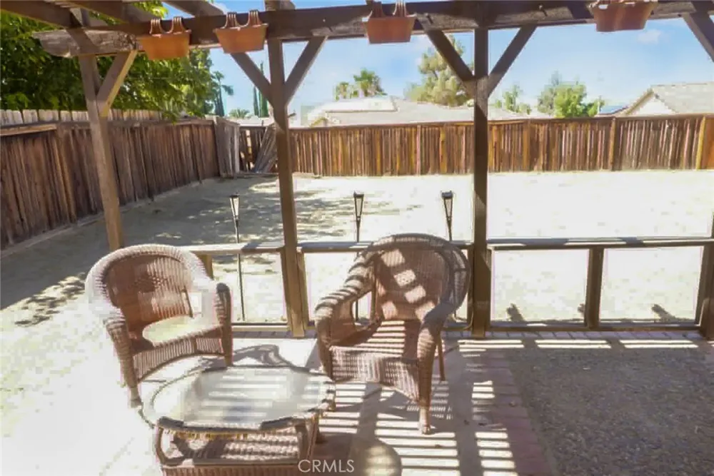 11062 Willow Adelanto, CA 92301