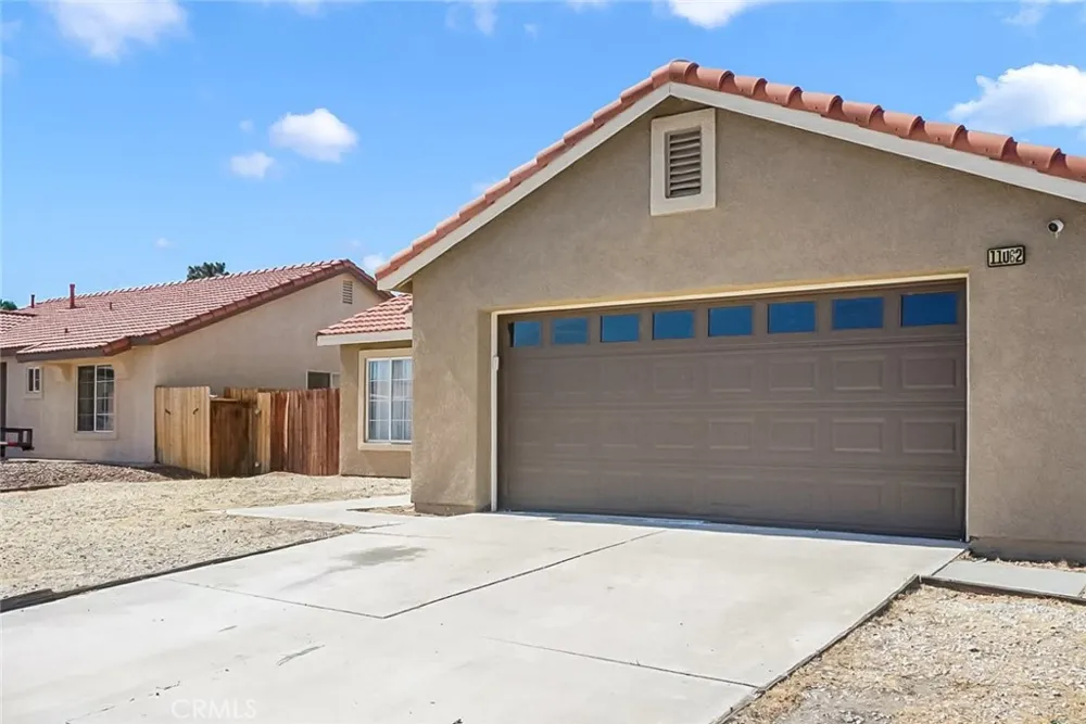11062 Willow Adelanto, CA 92301