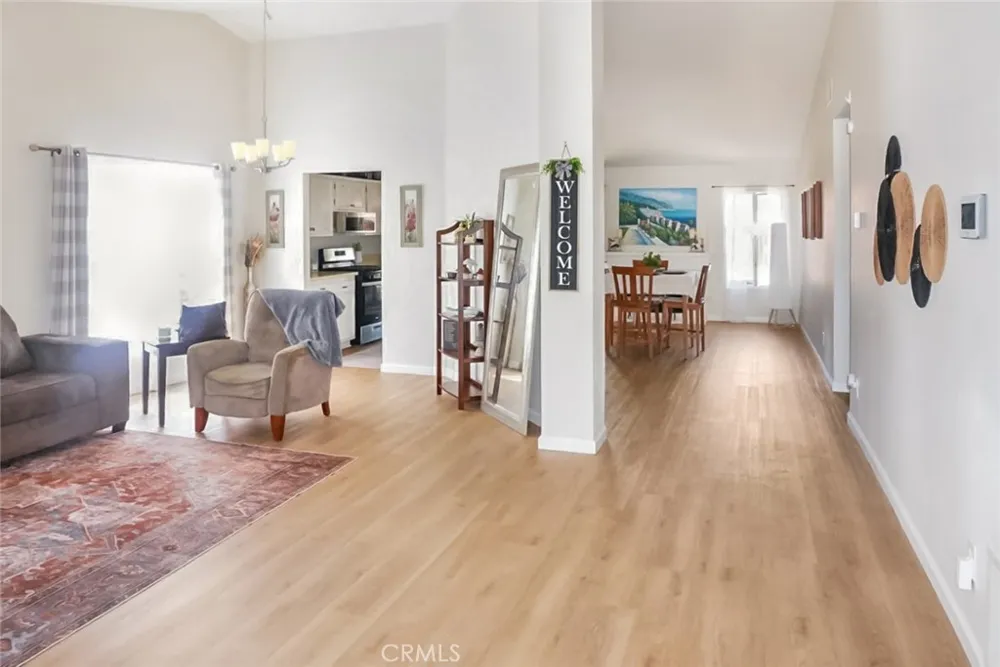 11062 Willow Adelanto, CA 92301