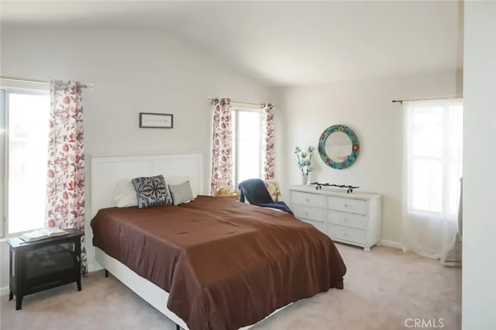 11062 Willow Adelanto, CA 92301