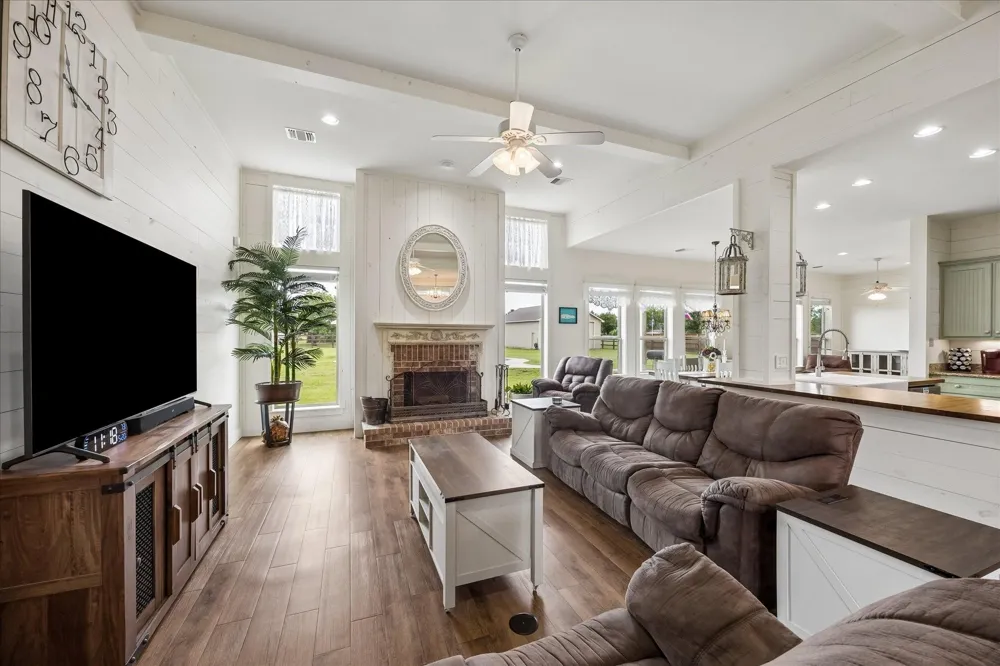 2135 Blue Jay Way Pattison, TX 77423