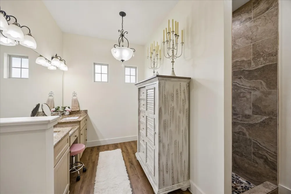 2135 Blue Jay Way Pattison, TX 77423