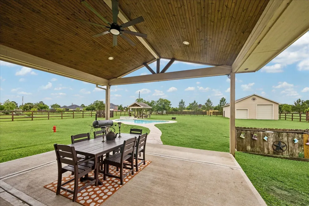 2135 Blue Jay Way Pattison, TX 77423
