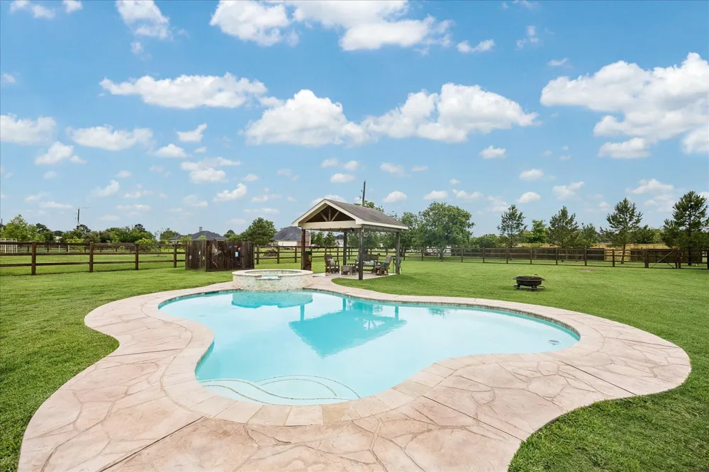 2135 Blue Jay Way Pattison, TX 77423