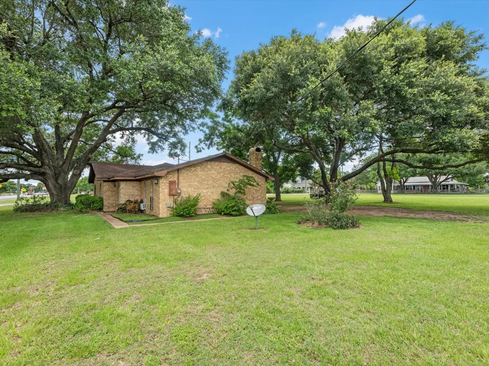3310 2nd Street Pattison, TX 77466