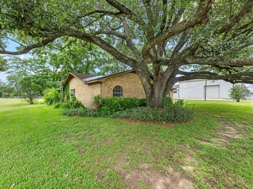 3310 2nd Street Pattison, TX 77466