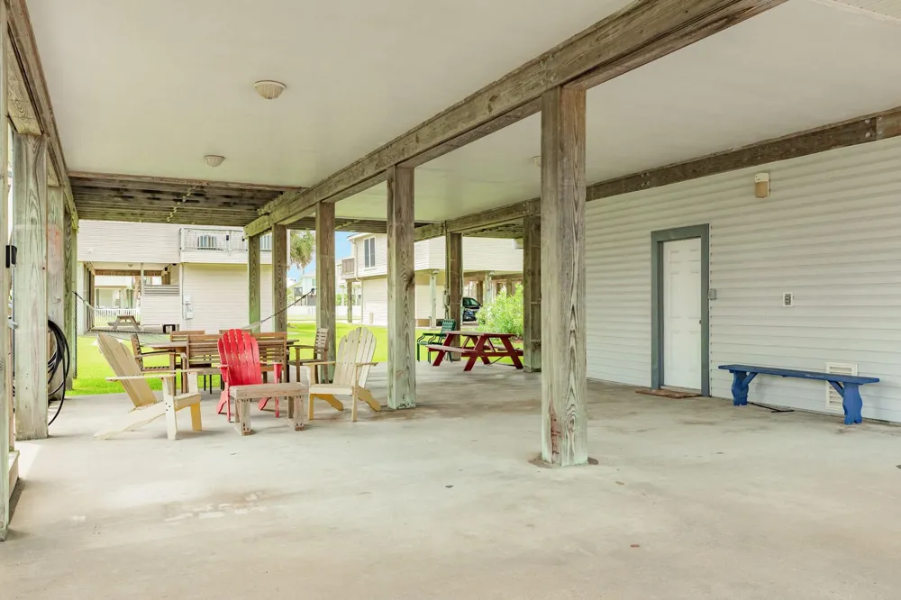 13929 Pirates Beach Boulevard Galveston, TX 77554