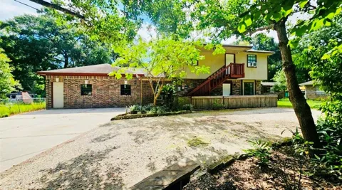 19639 Maple Lane