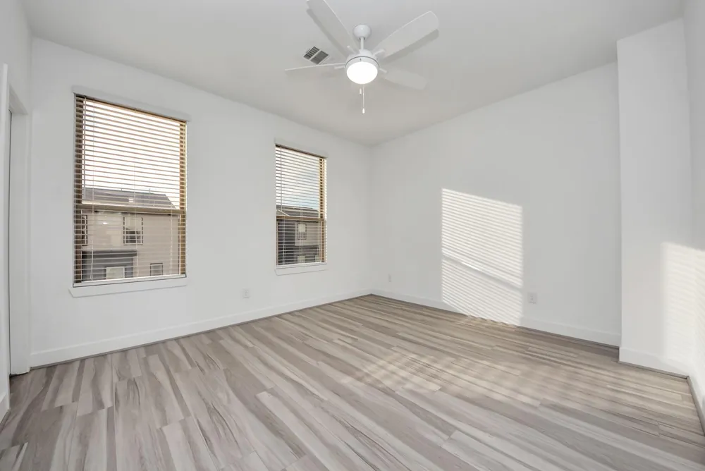 18716 Centro Main Street Shenandoah, TX 77385
