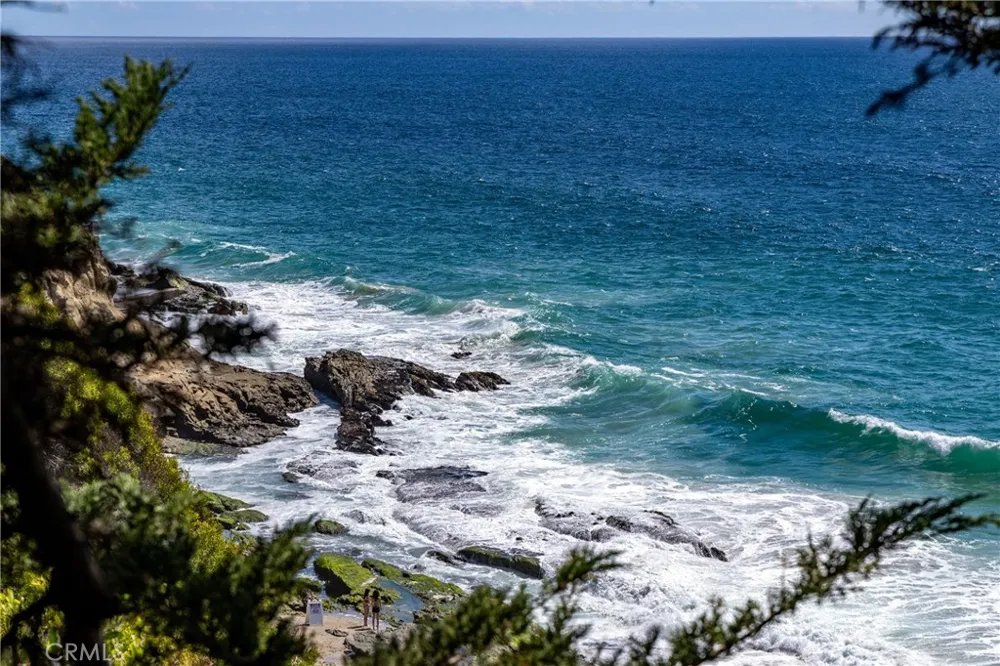 32229 Coast Hwy Laguna Beach, CA 92651