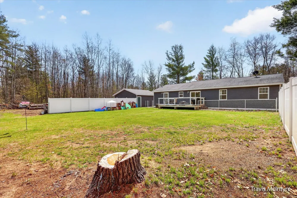 20392 Gates Road Reynolds Township, MI 49329