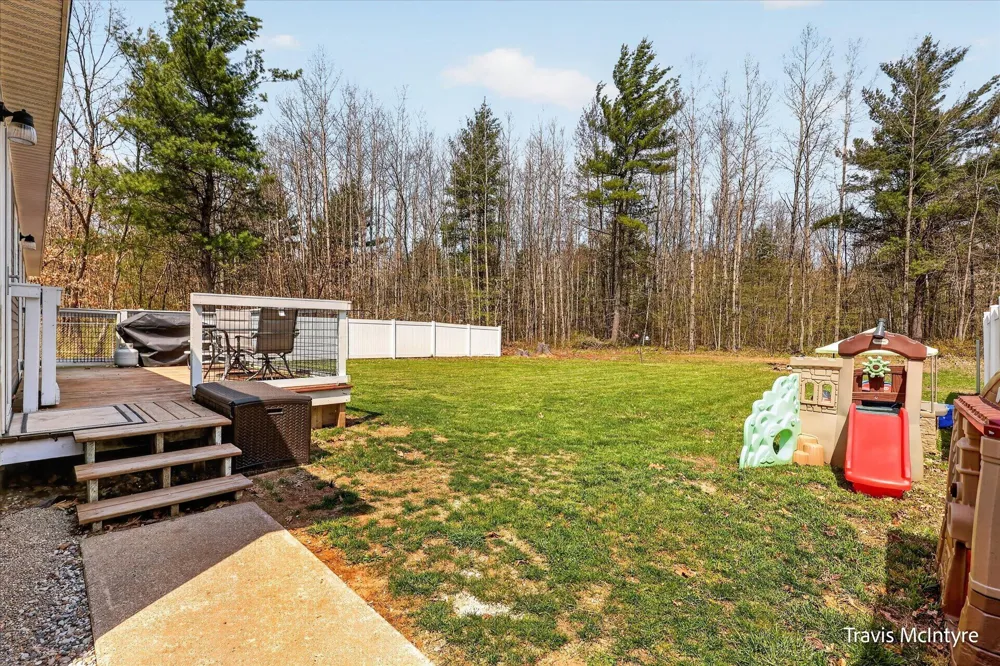 20392 Gates Road Reynolds Township, MI 49329