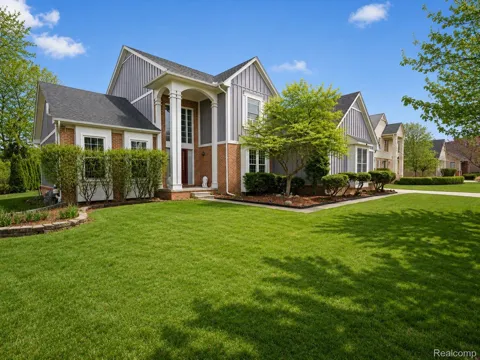 7359 Water Oaks