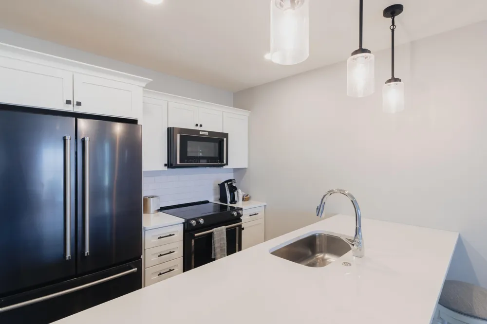 800 Whitwam Drive #1 & 1A St. Joseph, MI 49085