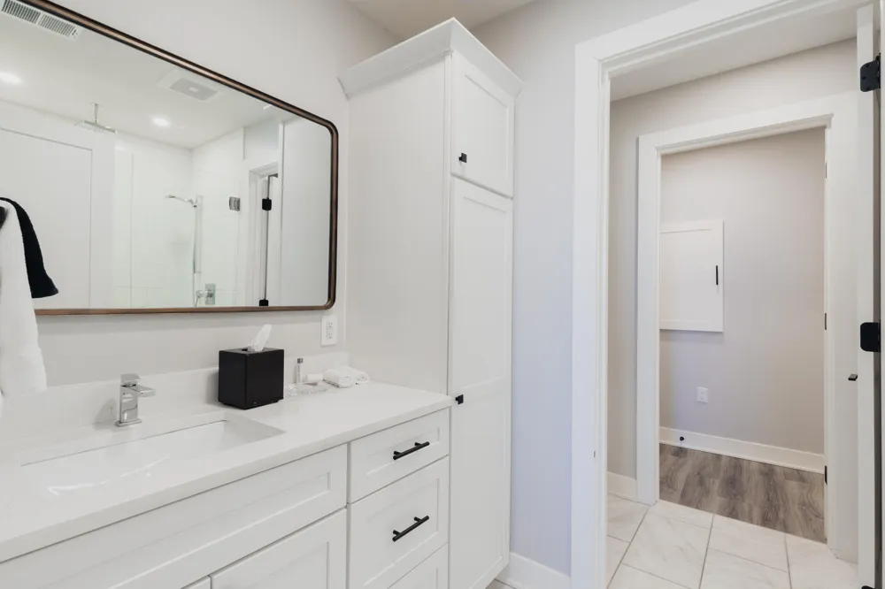 800 Whitwam Drive #1 & 1A St. Joseph, MI 49085
