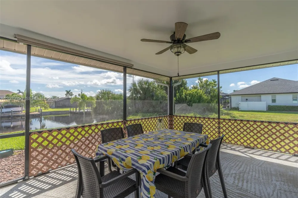 2219 SE 19 PL Cape Coral, FL 33990