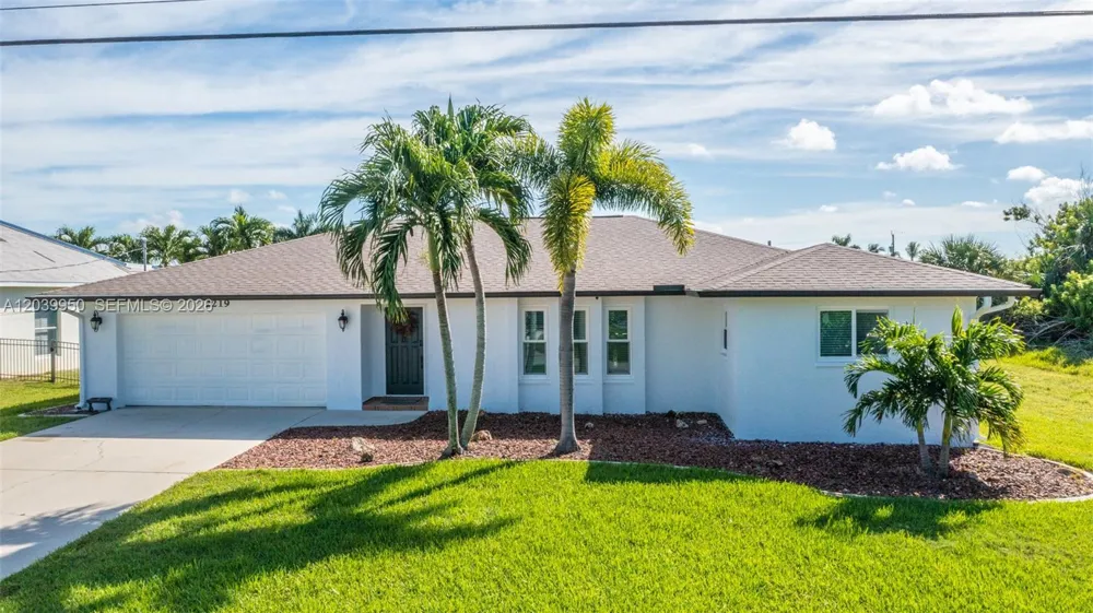 2219 SE 19 PL Cape Coral, FL 33990