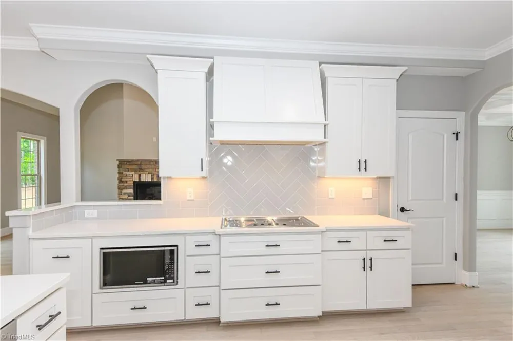 5483 Meadowlark Court Winston-Salem, NC 27106