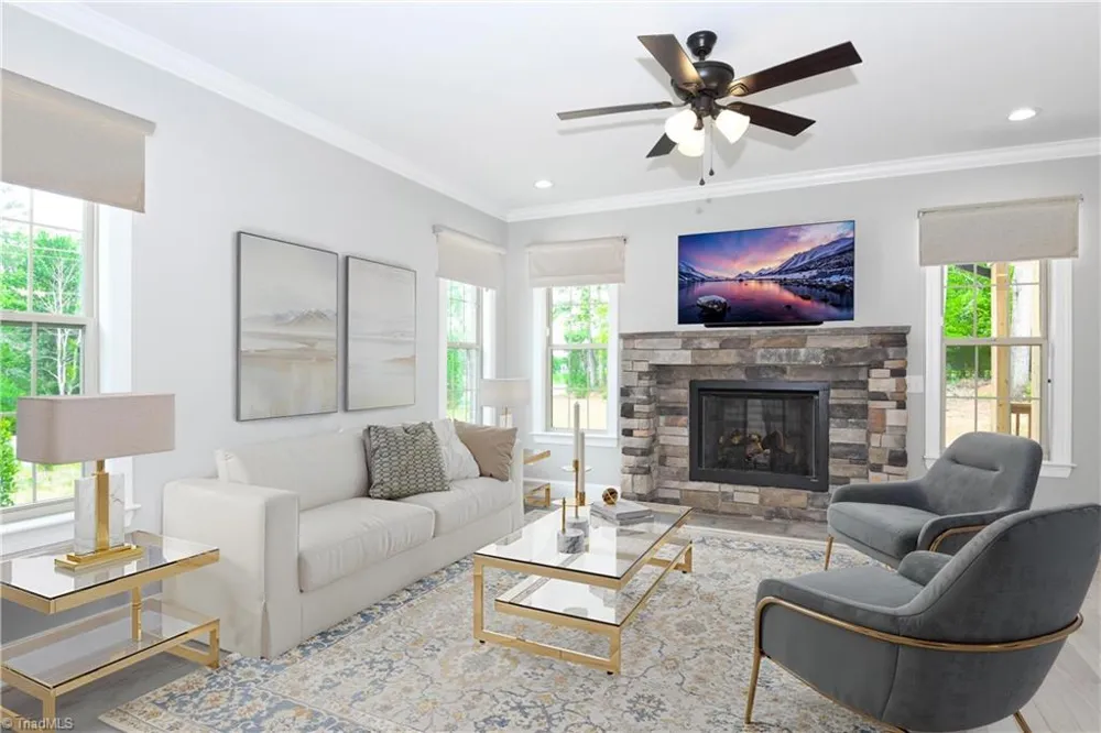 5483 Meadowlark Court Winston-Salem, NC 27106
