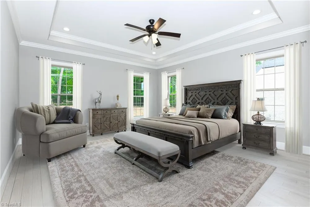 5483 Meadowlark Court Winston-Salem, NC 27106