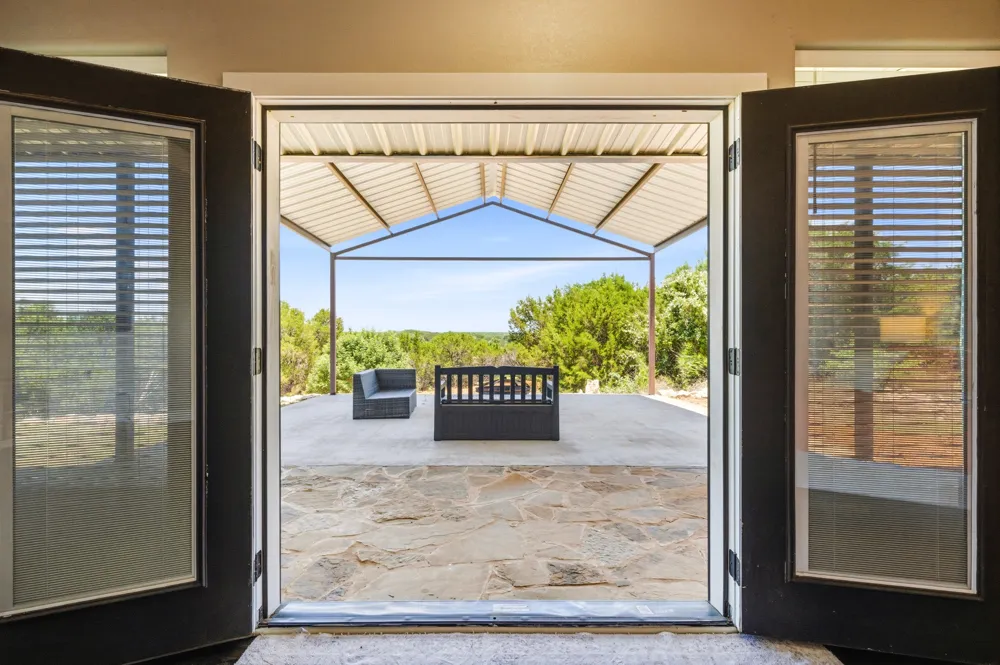 372 County Road 2547 Meridian, TX 76665