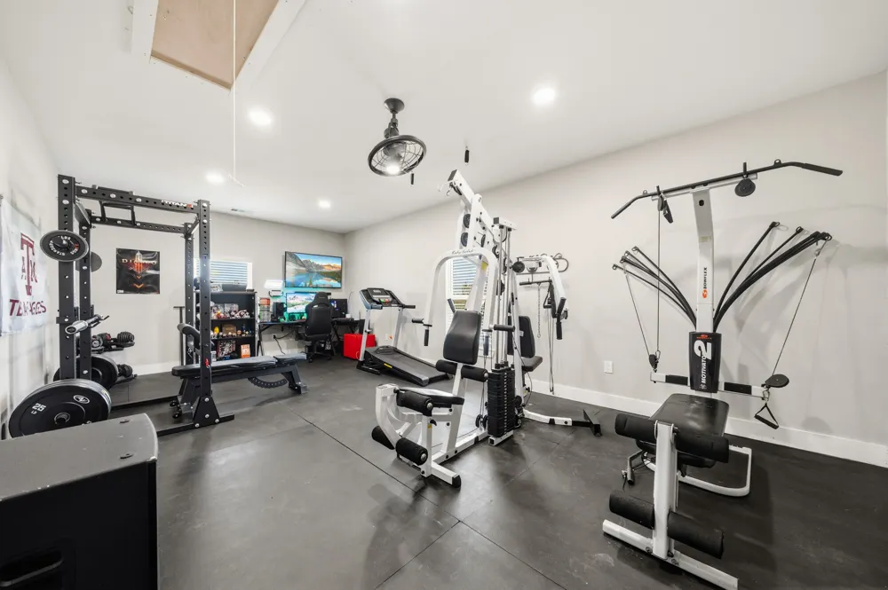 372 County Road 2547 Meridian, TX 76665