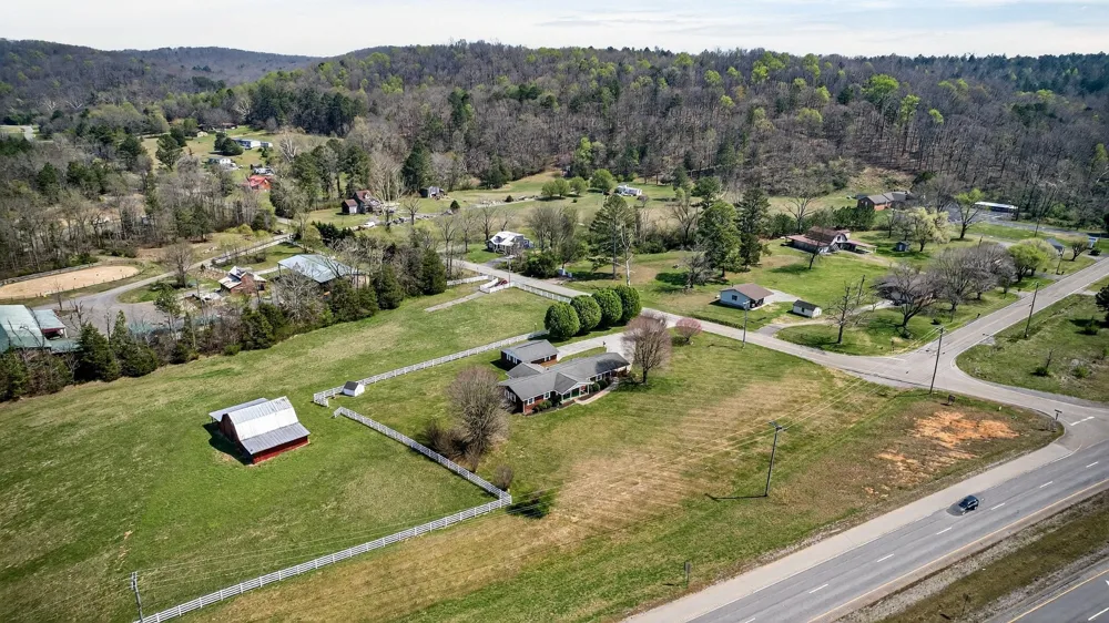 7669 State Highway 30 E Decatur, TN 37322
