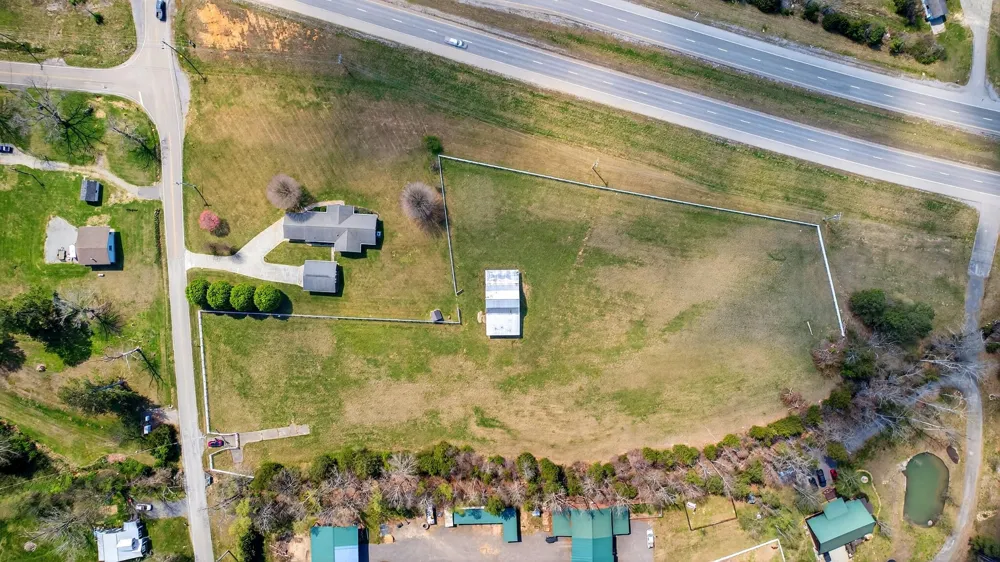 7669 State Highway 30 E Decatur, TN 37322