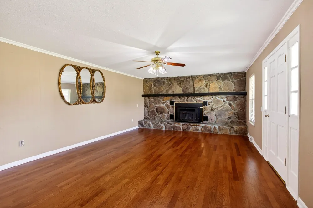 7669 State Highway 30 E Decatur, TN 37322