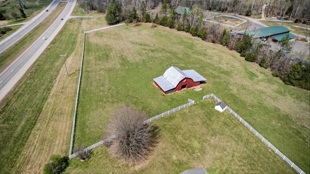 7669 State Highway 30 E Decatur, TN 37322