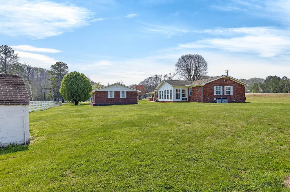 7669 State Highway 30 E Decatur, TN 37322