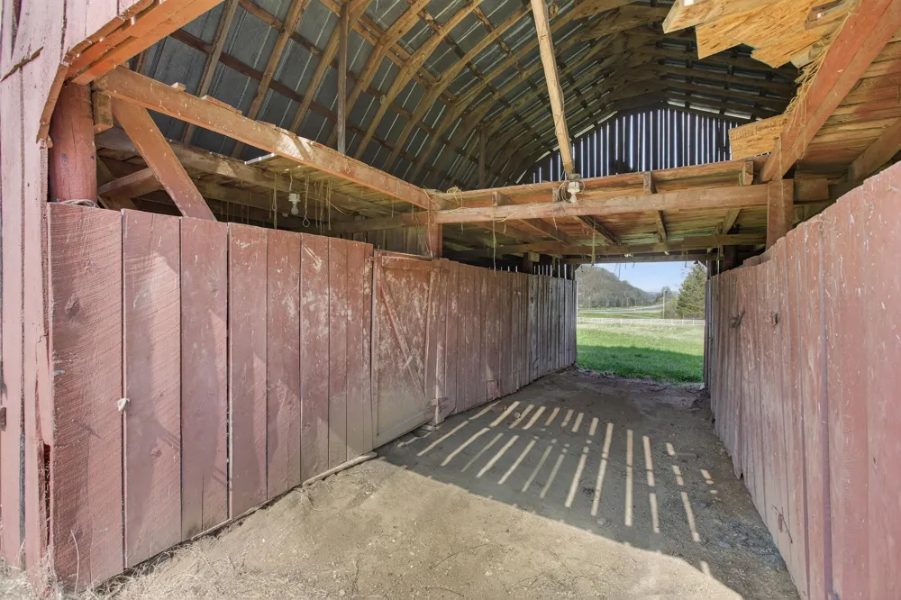 7669 State Highway 30 E Decatur, TN 37322
