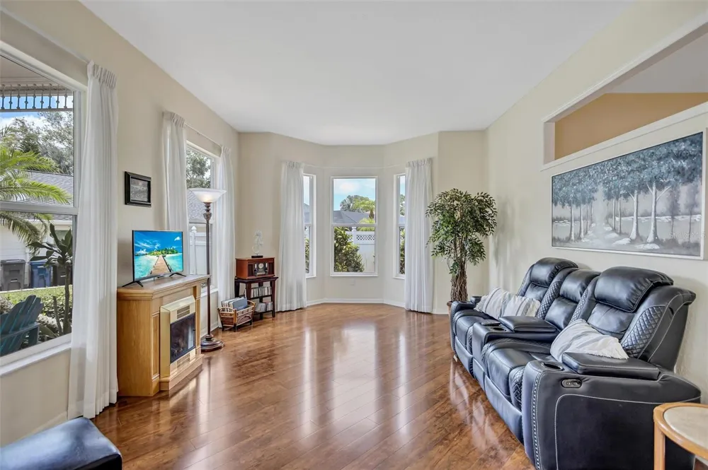 360 46TH COURT E Bradenton, FL 34208
