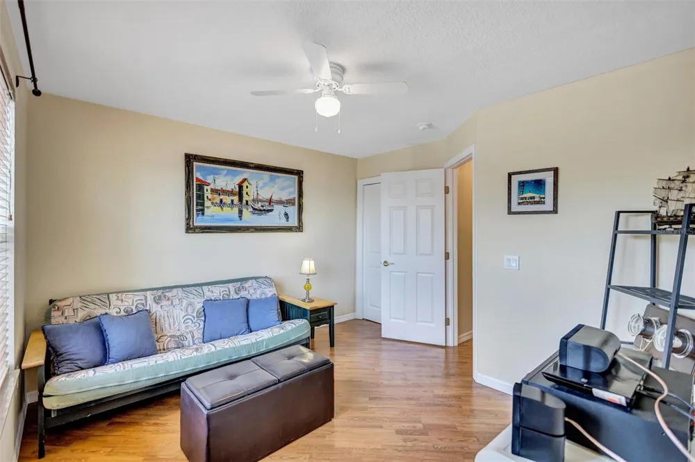 360 46TH COURT E Bradenton, FL 34208