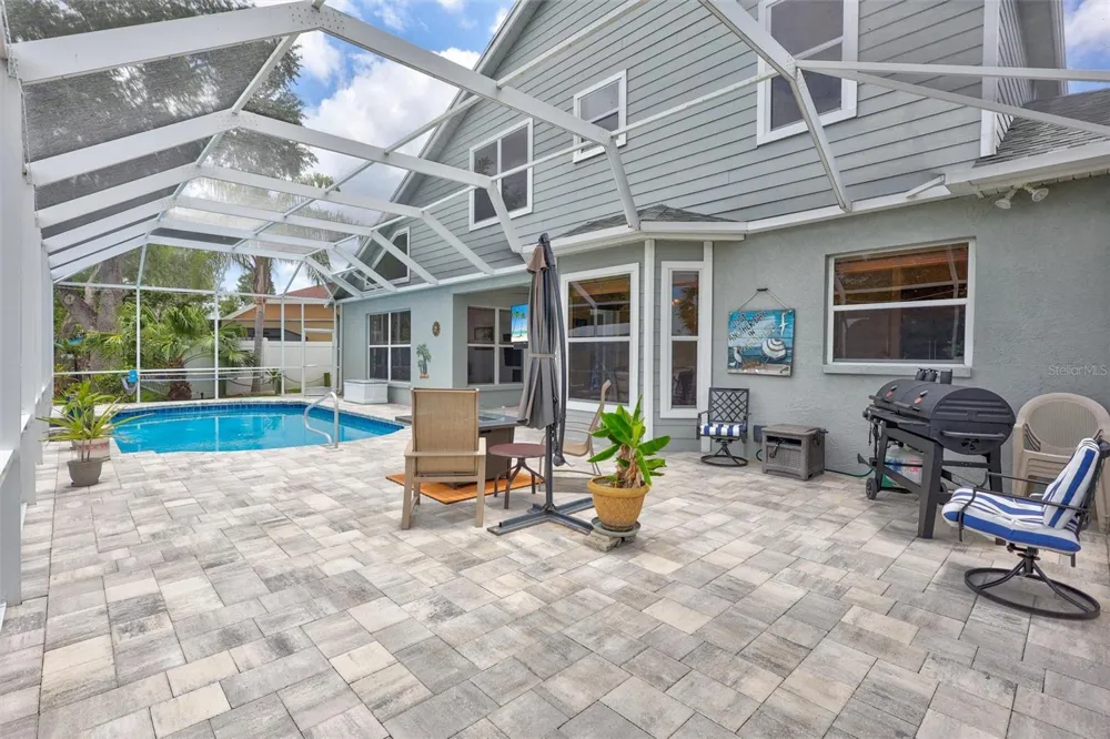 360 46TH COURT E Bradenton, FL 34208
