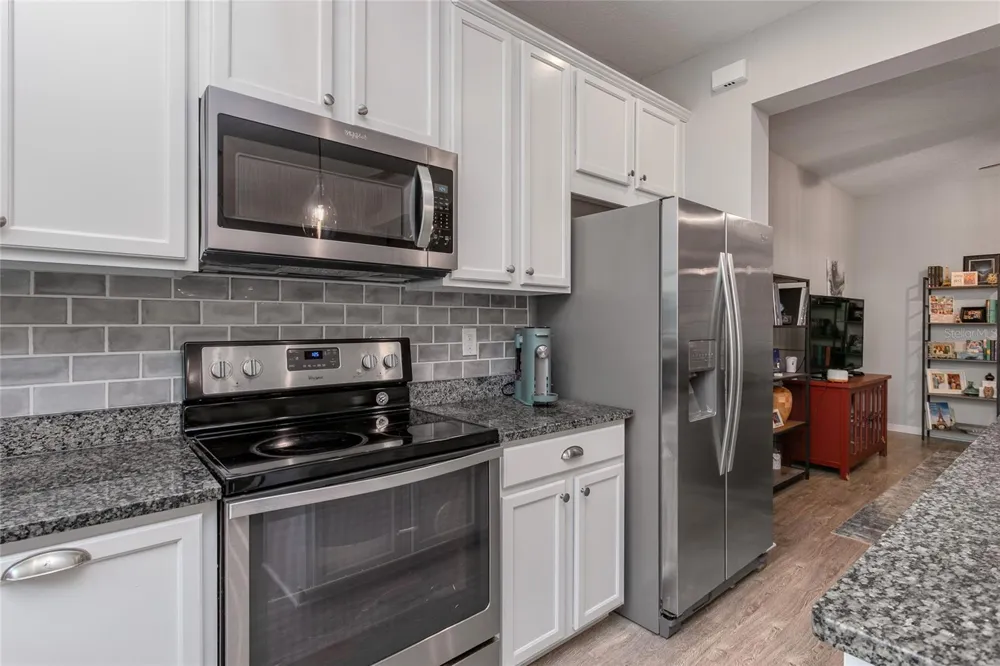 5038 SUNNYSIDE LANE Bradenton, FL 34211