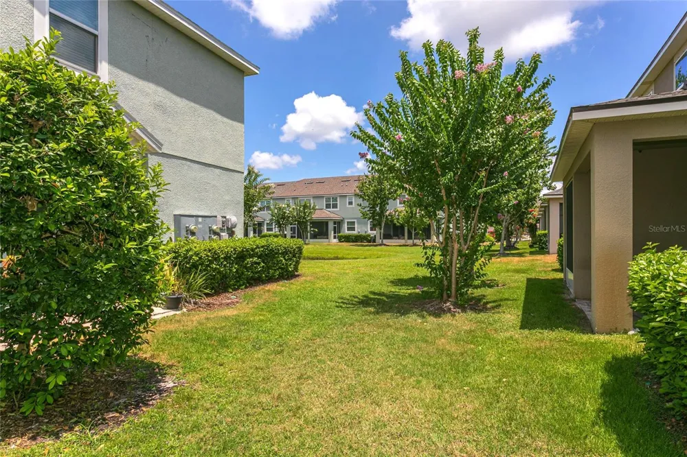5038 SUNNYSIDE LANE Bradenton, FL 34211
