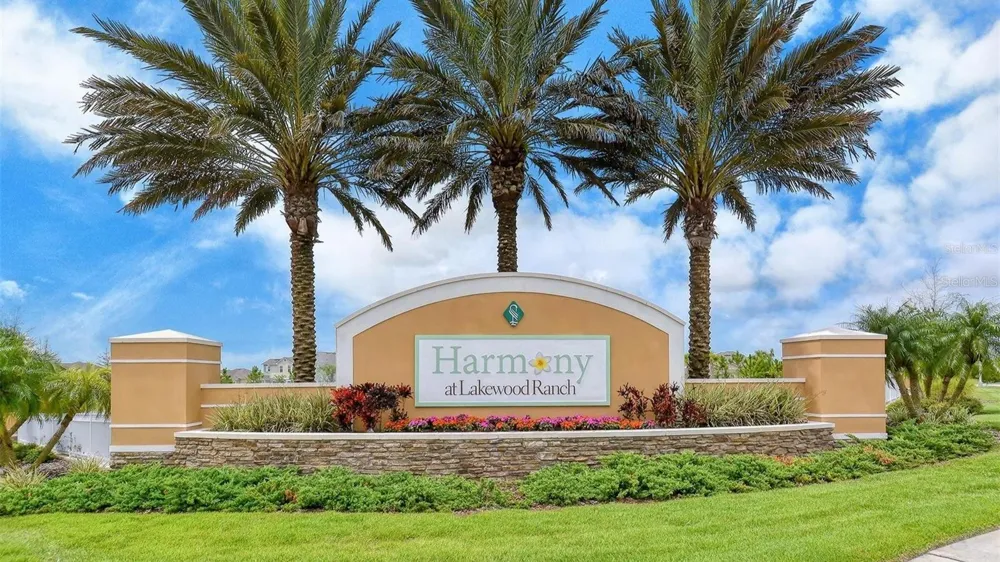 5038 SUNNYSIDE LANE Bradenton, FL 34211